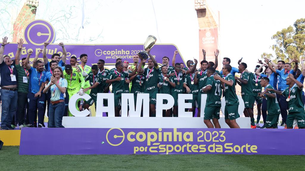 Palmeiras goleia o Água Santa e conquista o Campeonato Paulista 2023 -  Jogada - Diário do Nordeste