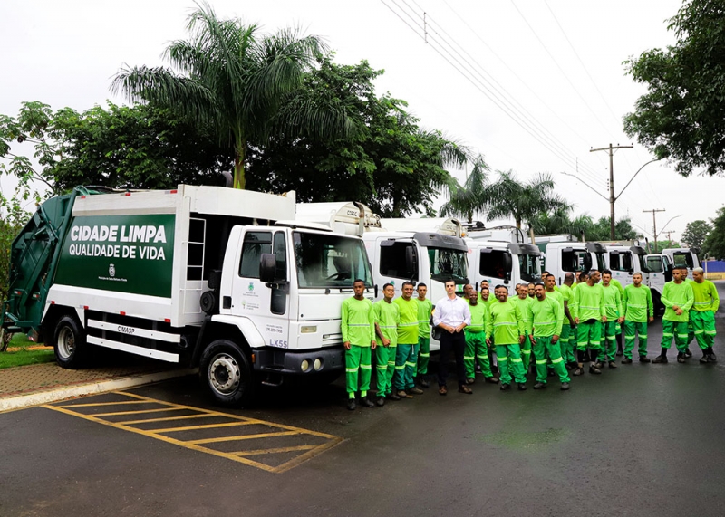 Coleta de lixo: Santa Bárbara amplia número de contêineres e melhora os veículos que operam o serviço  