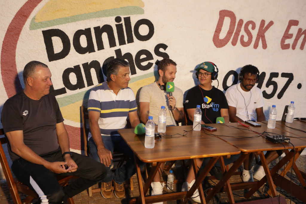 Confira as fotos do Planeta Bola ao vivo do Danilo Lanches